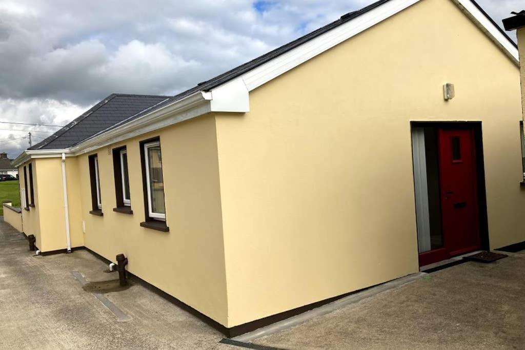 Pats Place Donegal Town Exterior photo